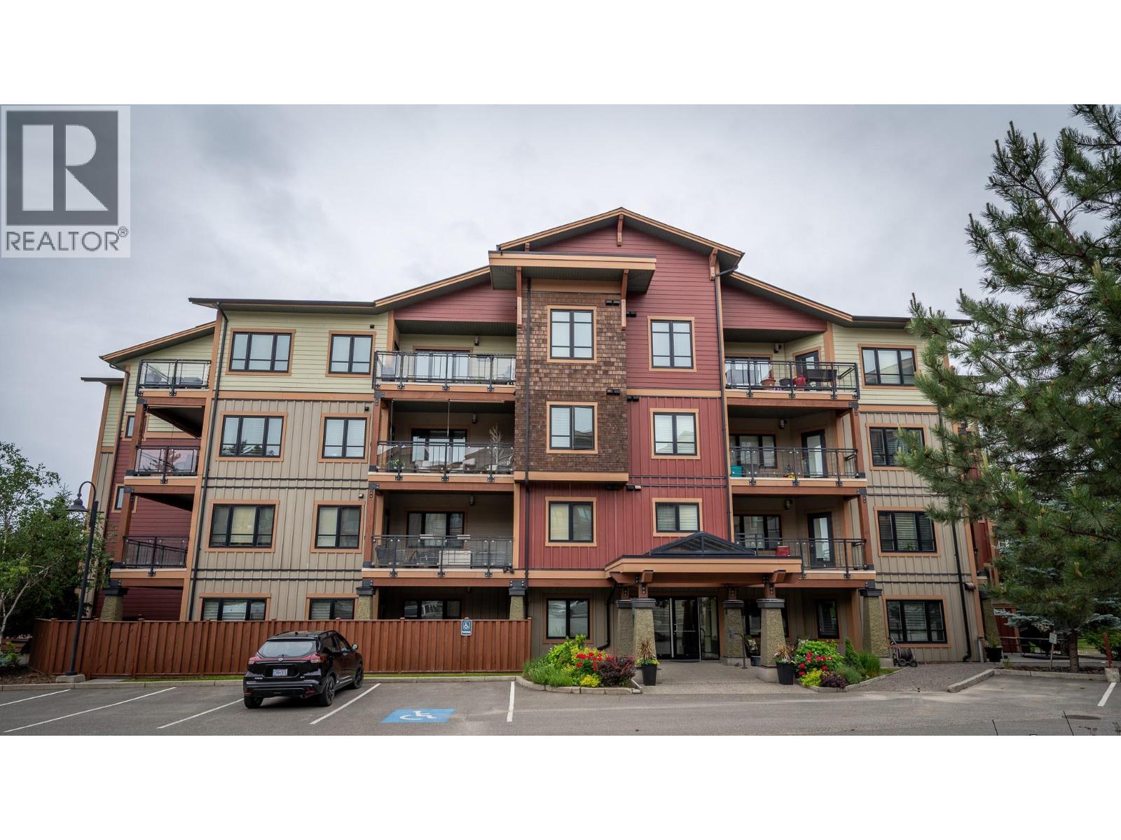 MLS® listing #29857690 for sale located at 1405 SPRINGHILL Drive Unit# 1303