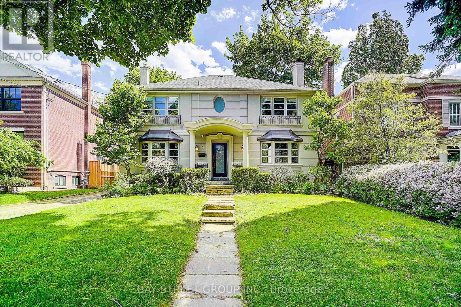 MLS® listing #29858012 for sale located at 3 SILVERWOOD AVENUE