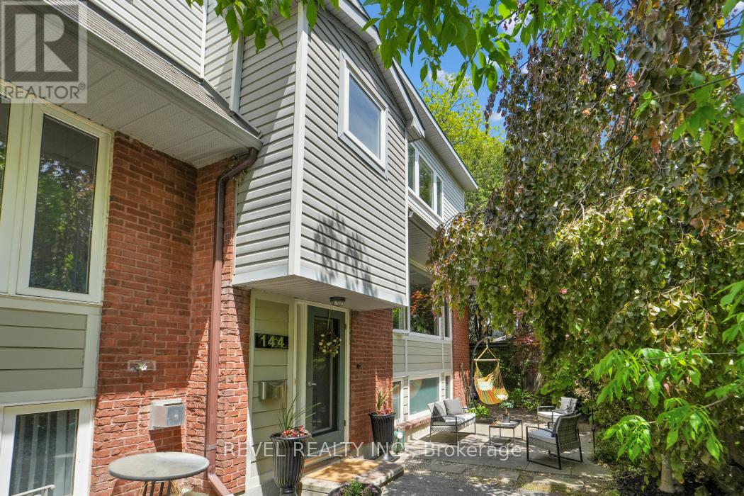 MLS® listing #29858449 for sale located at 144 MONTEREY DRIVE