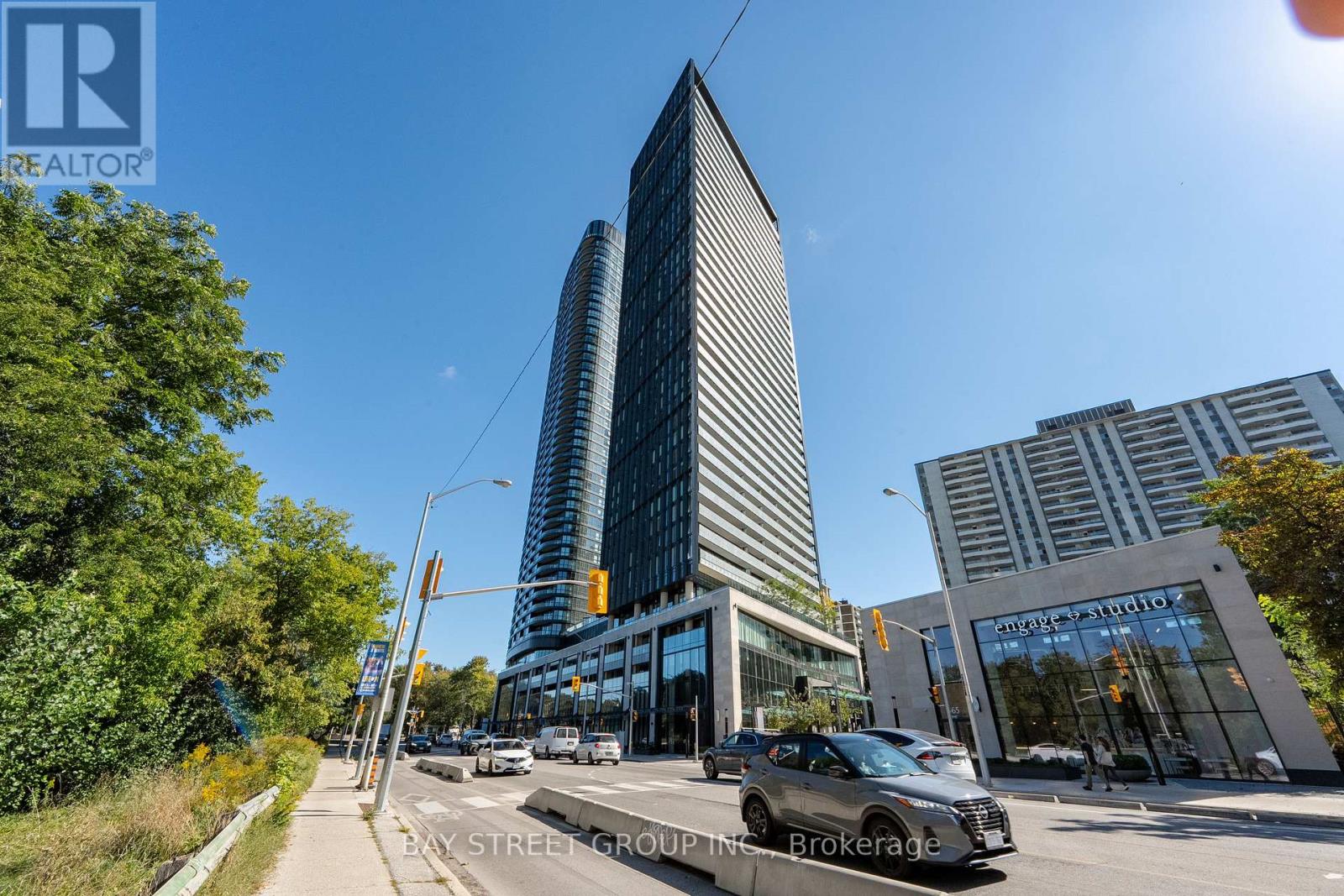 MLS® listing #29858459 for sale located at 3310 - 575 BLOOR STREET E