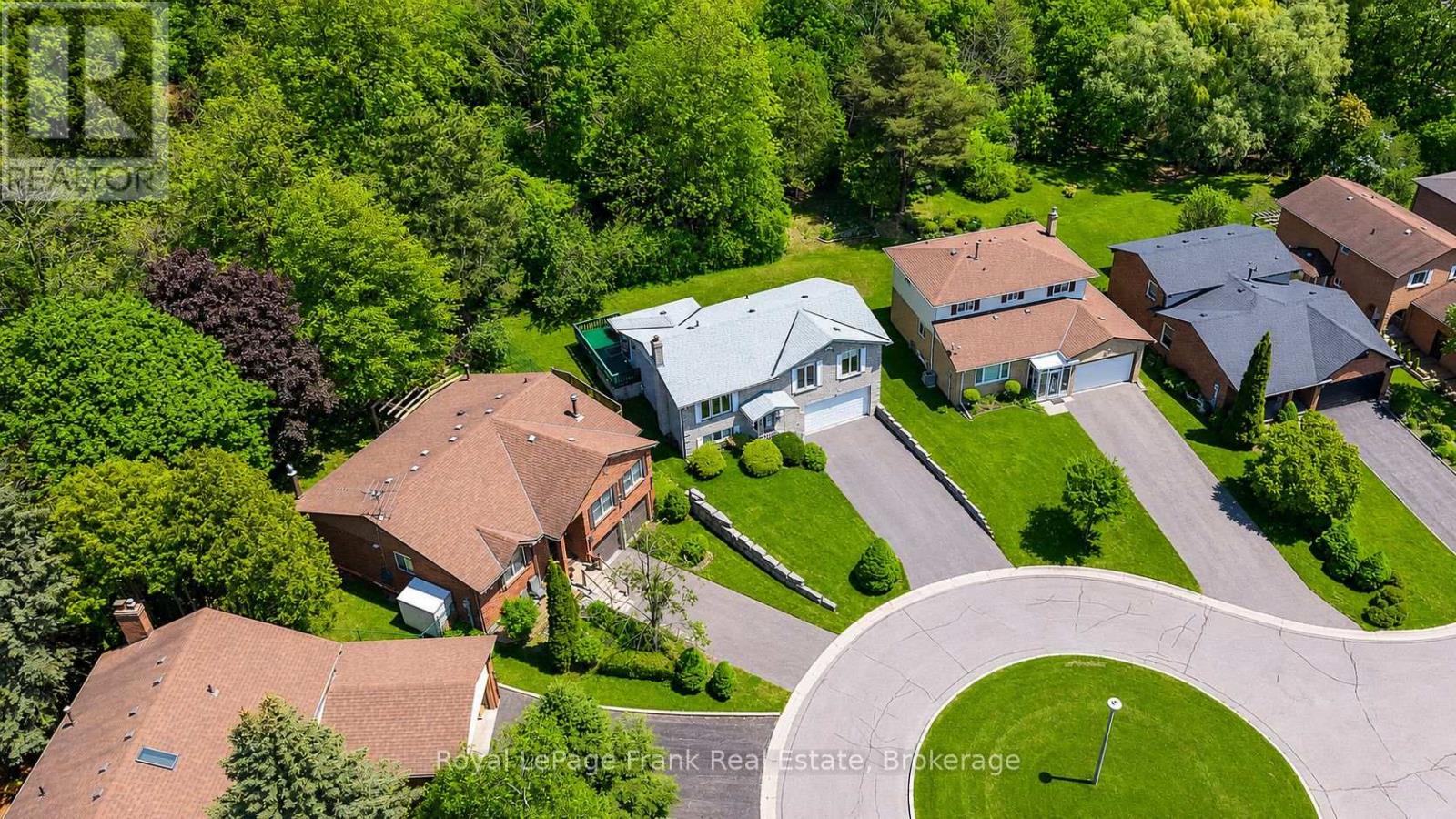 MLS® listing #29858494 for sale located at 311 CUMBERLAND COURT