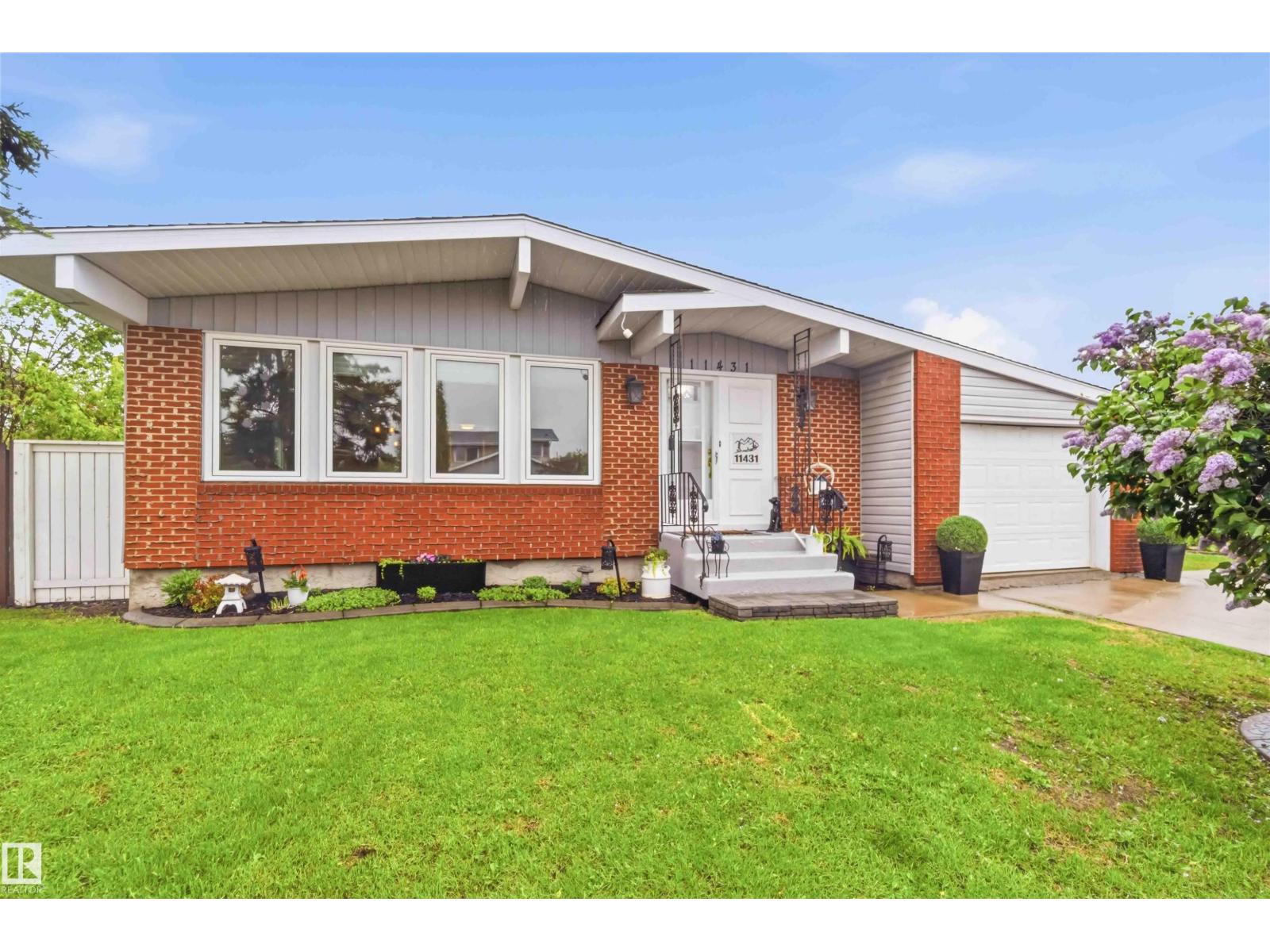MLS® listing #29858607 for sale located at 11431 144 AV NW