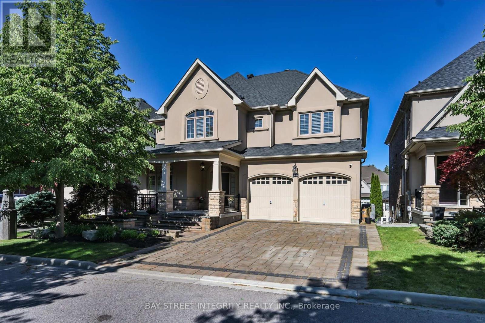 MLS® listing #29859222 for sale located at 49 GLENGORDON CRESCENT