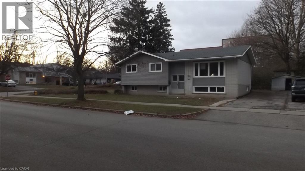 MLS® listing #29862399 for sale located at 68 AUSTIN Drive