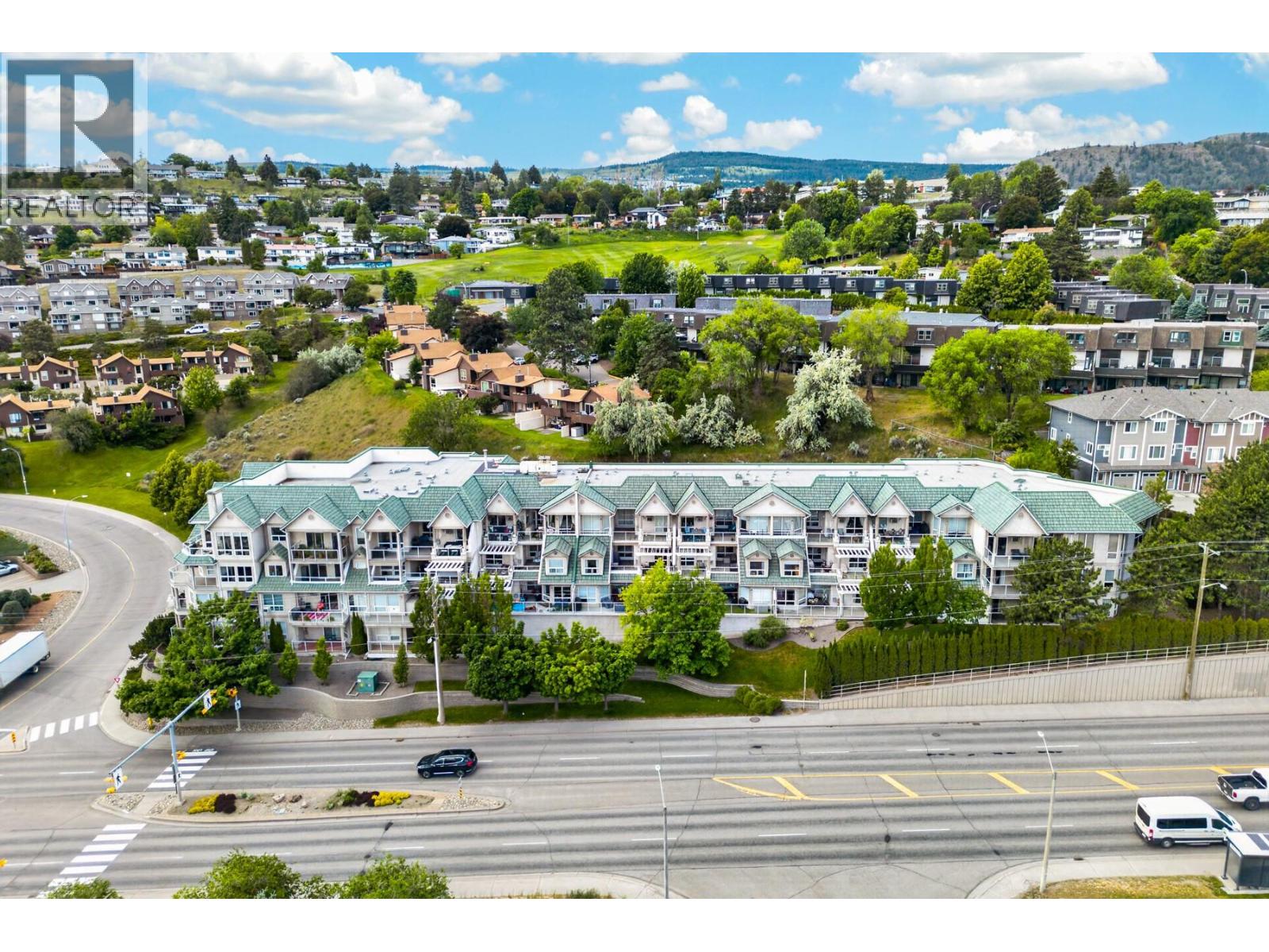 MLS® listing #29862462 for sale located at 712 Sahali Terrace Unit# 406
