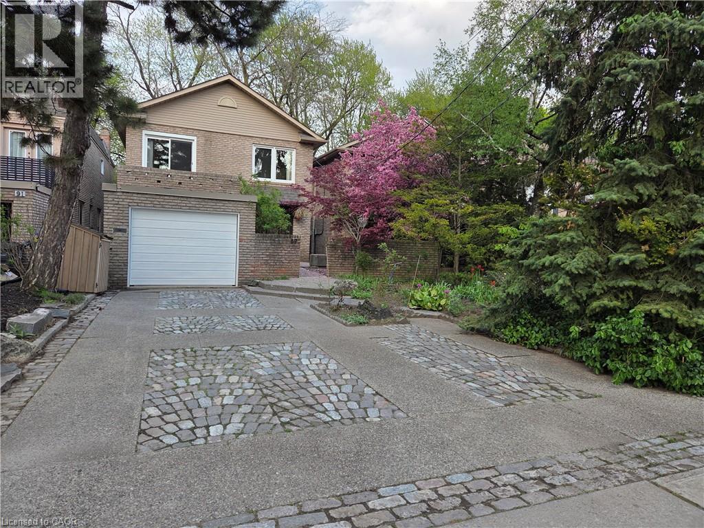 MLS® listing #29863665 for sale located at 89 ELMSTHORPE Avenue