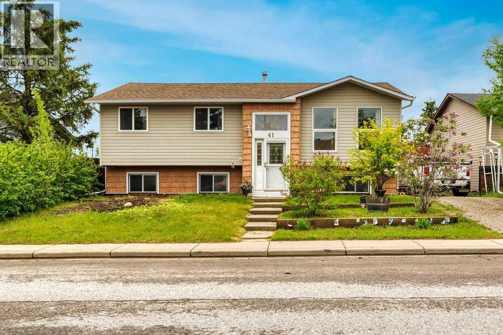 MLS® listing #29863879 for sale located at 41 Brentwood Drive