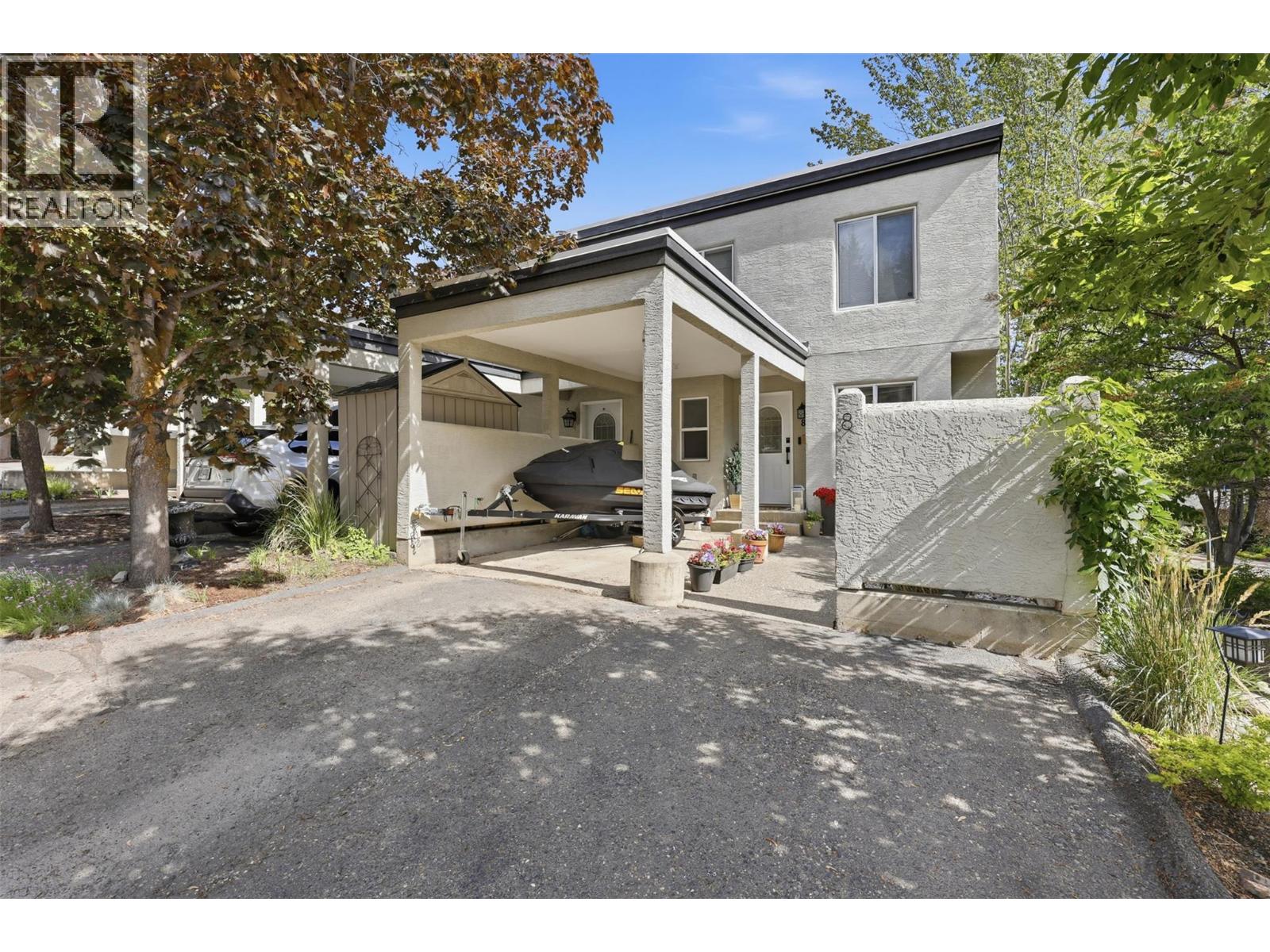 MLS® listing #29864023 for sale located at 411 ABERDEEN Drive Unit# 8