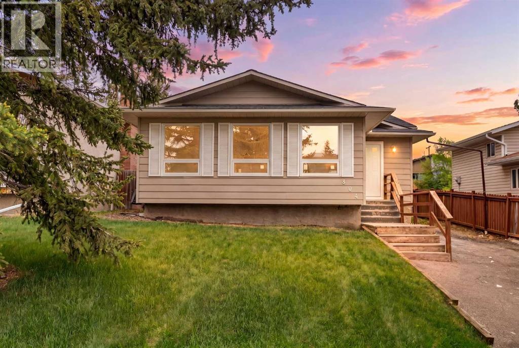 MLS® listing #29865205 for sale located at 304 Beddington Circle NE