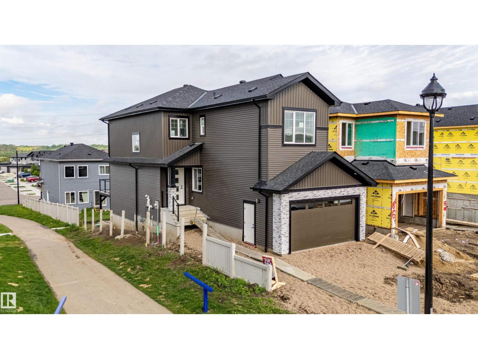 MLS® listing #29865519 for sale located at 82 WYNN RD