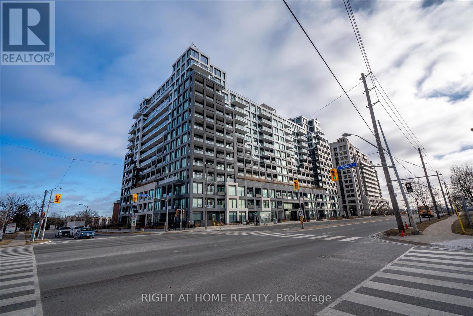 MLS® listing #29865522 for sale located at LPH12 - 1100 SHEPPARD AVENUE W