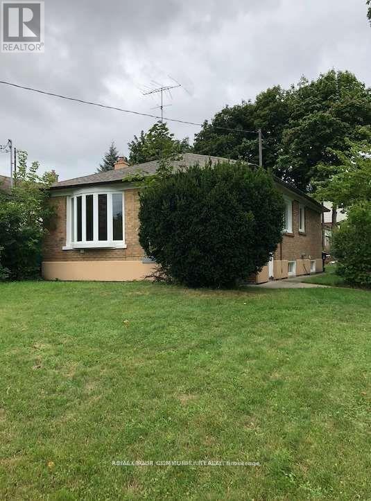 MLS® listing #29865585 for sale located at (MAIN LEVEL) - 38 PEKING ROAD