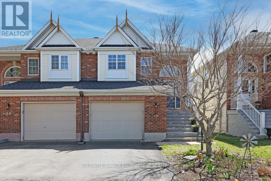 MLS® listing #29865631 for sale located at 37 BOULDER WAY