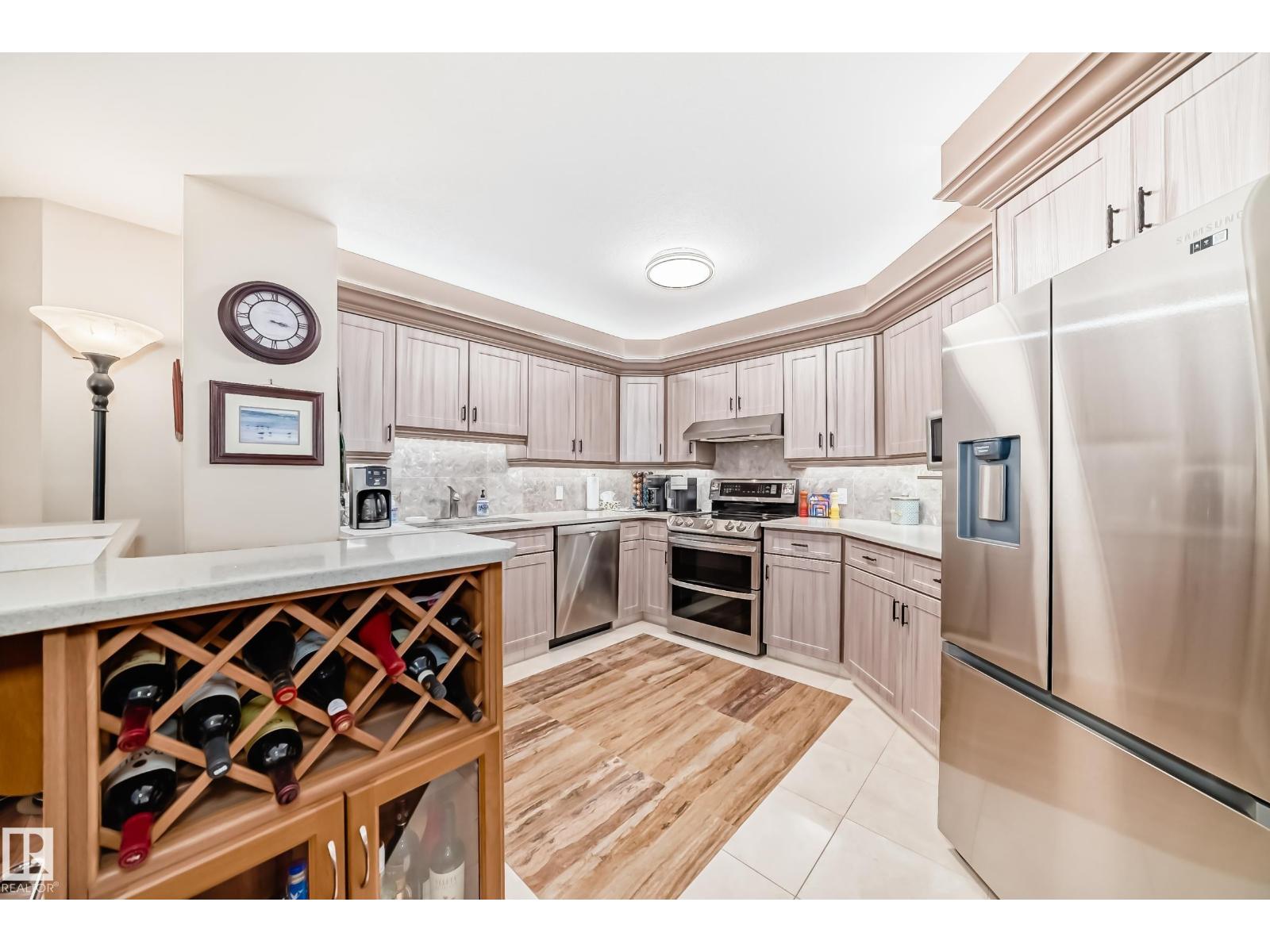 MLS® listing #29865748 for sale located at #512 3 PERRON ST