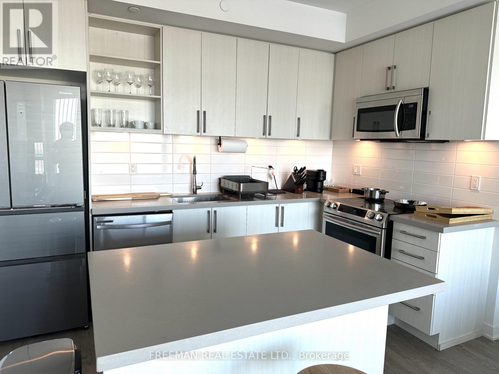MLS® listing #29865851 for sale located at 1509 - 4699 GLEN ERIN DRIVE