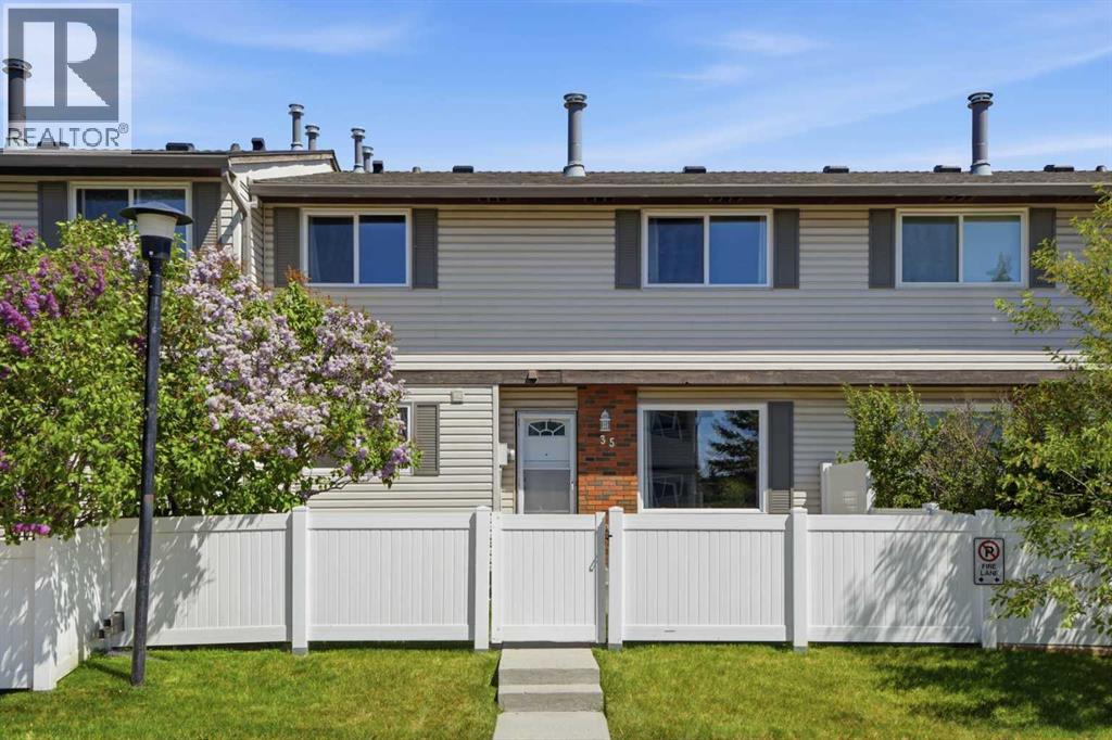 MLS® listing #29865888 for sale located at 35, 740 Bracewood Drive SW