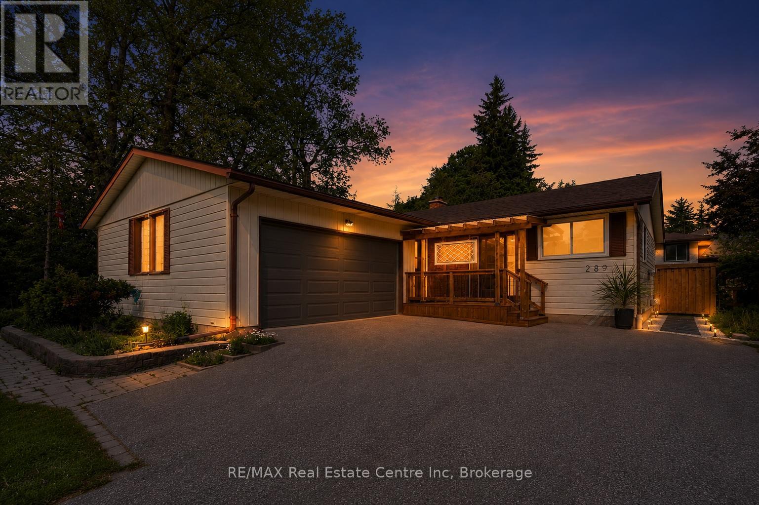 MLS® listing #29865895 for sale located at 289 GARAFRAXA STREET E