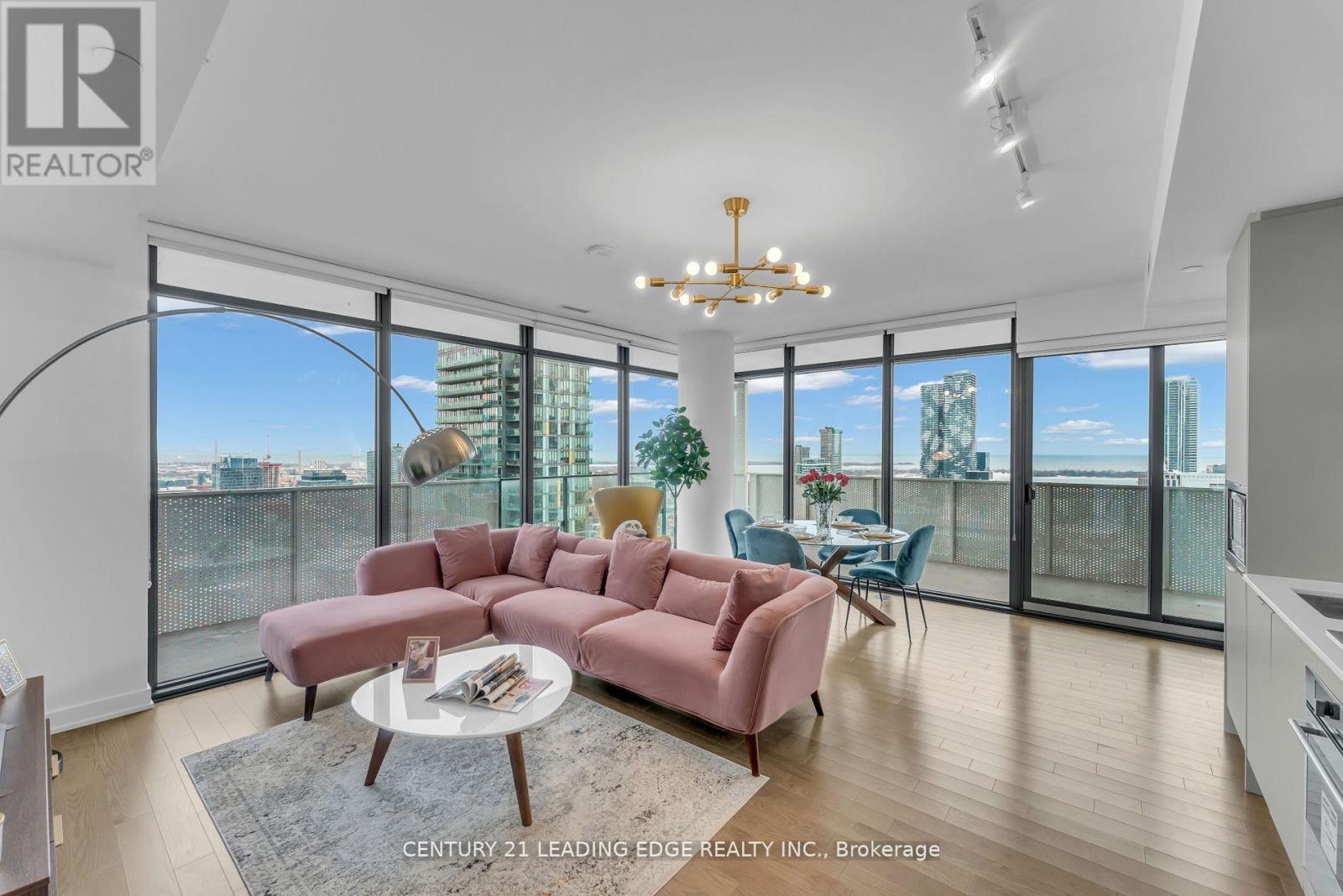 MLS® listing #29866518 for sale located at 3603 - 20 LOMBARD STREET