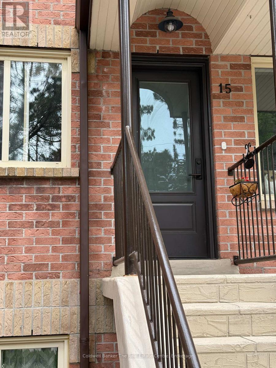 MLS® listing #29866866 for sale located at 15 - 142 ECCLESTONE DRIVE