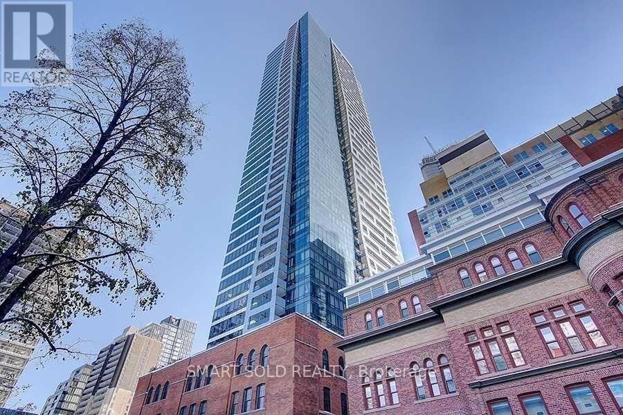 MLS® listing #29867139 for sale located at 323 - 5 ST JOSEPH STREET