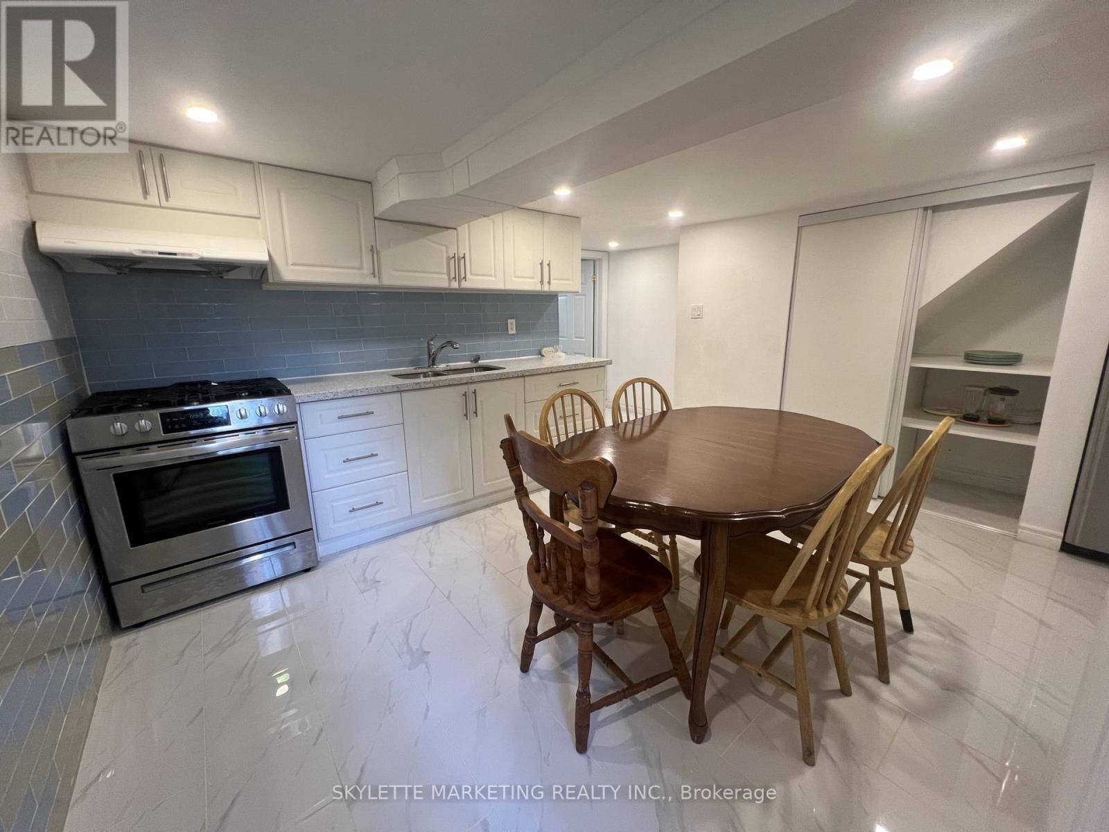 MLS® listing #29867182 for sale located at BSMT - 548 DUFFERIN STREET