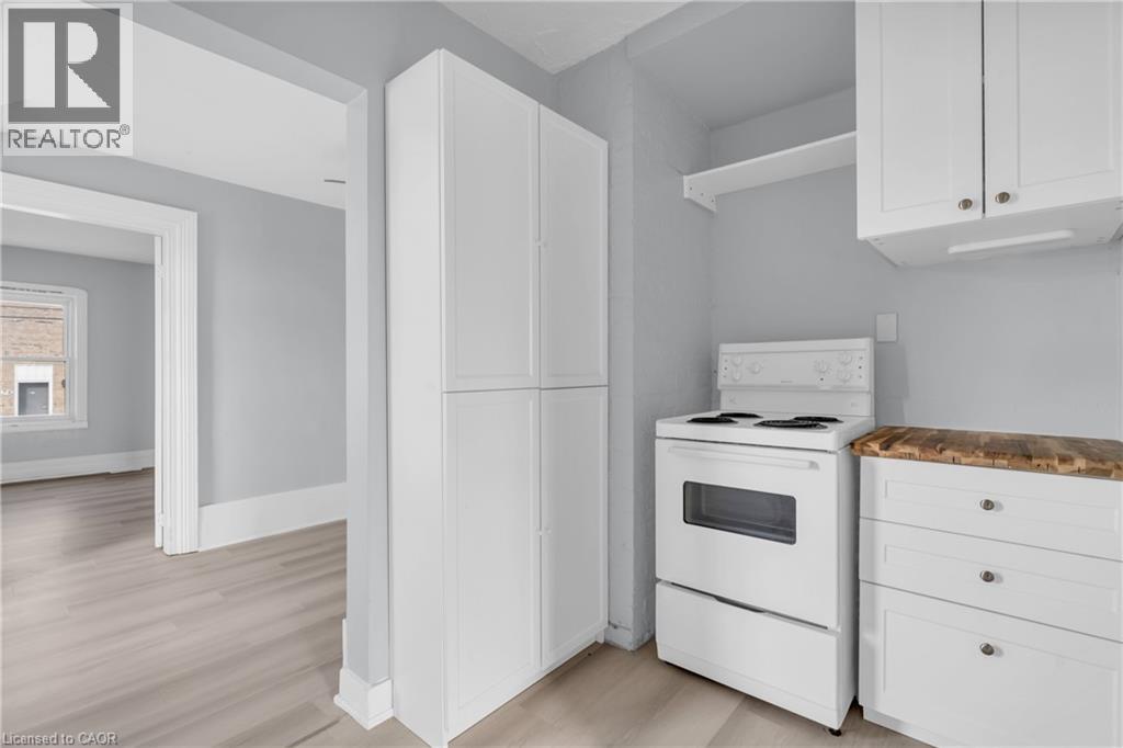 MLS® listing #29867252 for sale located at 57 BEVERLY Street Unit# 201