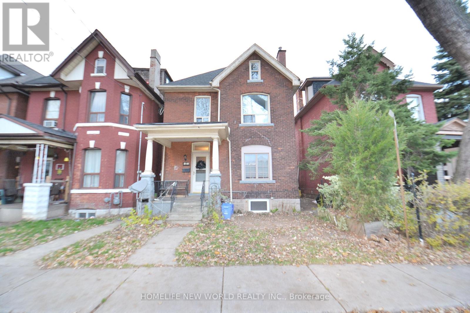 MLS® listing #29867428 for sale located at LOWER - 27 NIGHTINGALE STREET