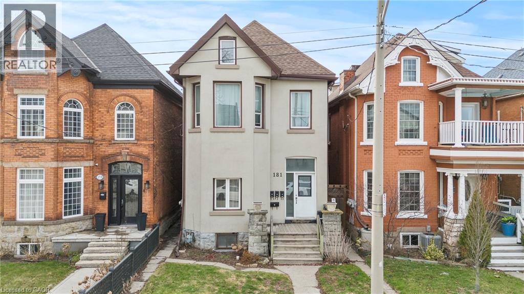 MLS® listing #29867530 for sale located at 181 WEST Avenue N Unit# 3