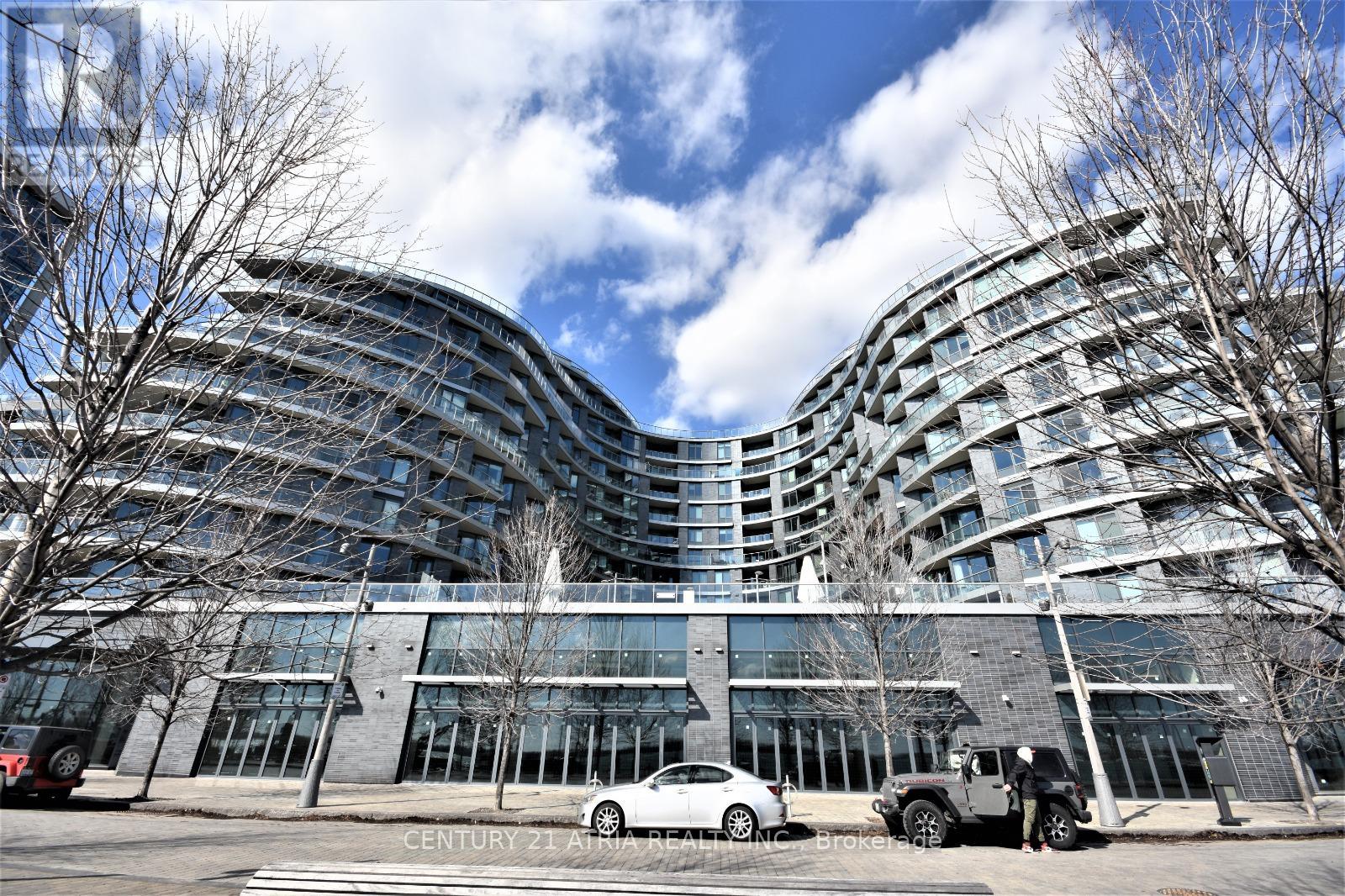 MLS® listing #29867566 for sale located at GPH24 - 1 EDGEWATER DRIVE