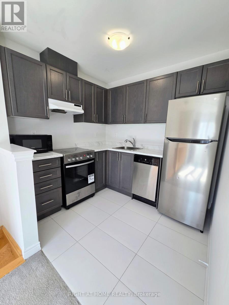 MLS® listing #29867693 for sale located at COACH HOUSE - 9 WATERLEAF ROAD