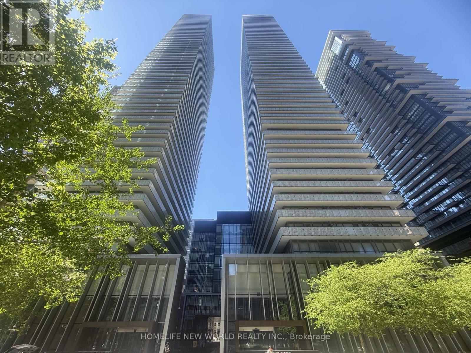 MLS® listing #29868234 for sale located at 4506 - 50 CHARLES STREET E
