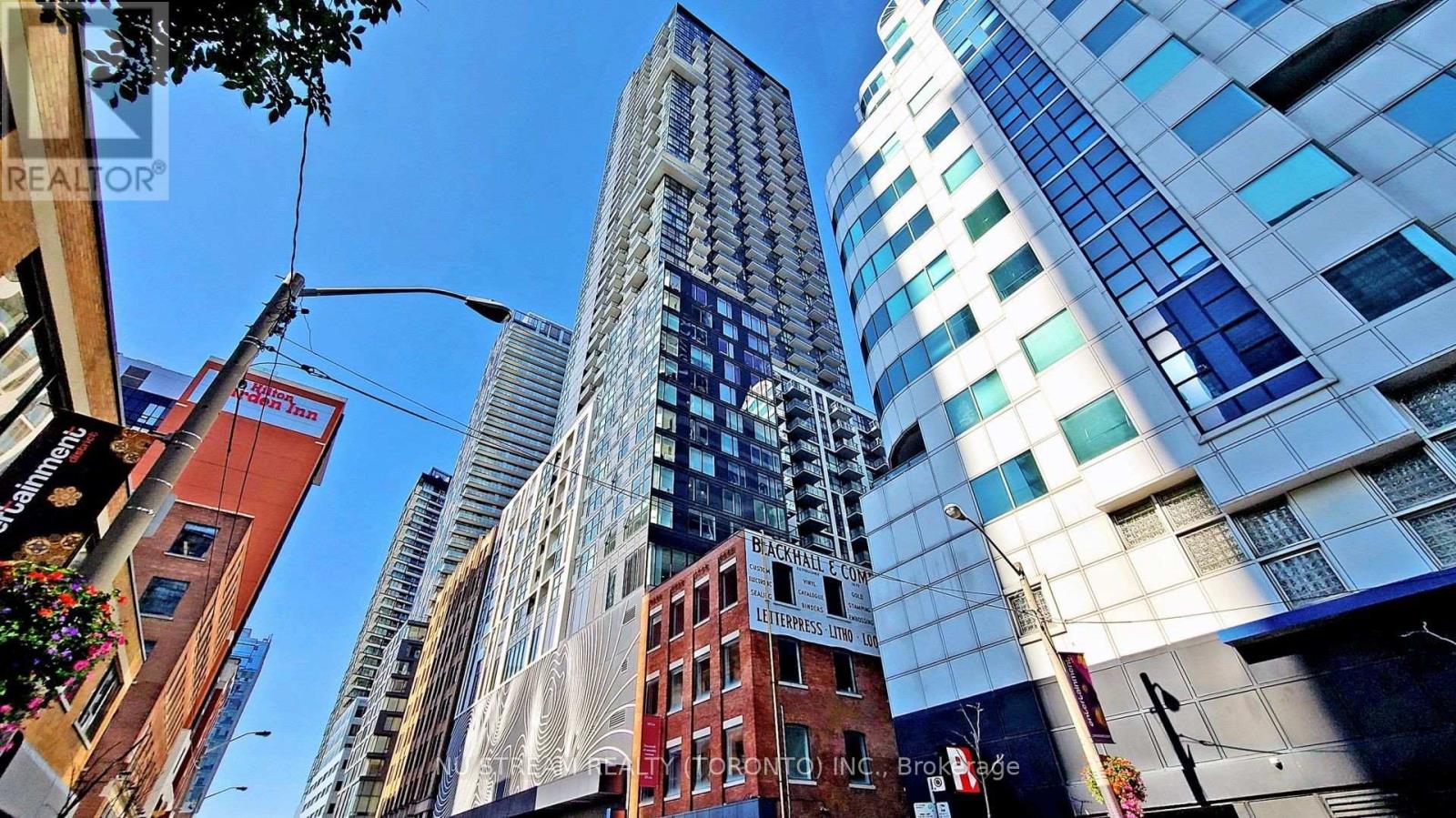 MLS® listing #29868242 for sale located at 2202 - 87 PETER STREET