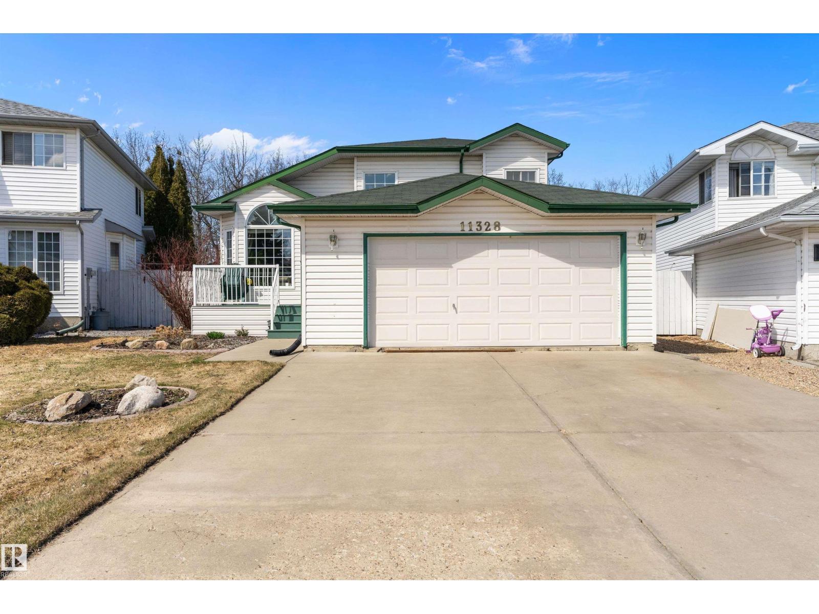 MLS® listing #29868367 for sale located at 11328 173 AV NW
