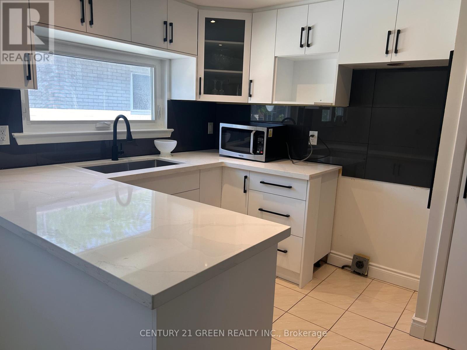 MLS® listing #29868449 for sale located at 3032 MORNING STAR DRIVE