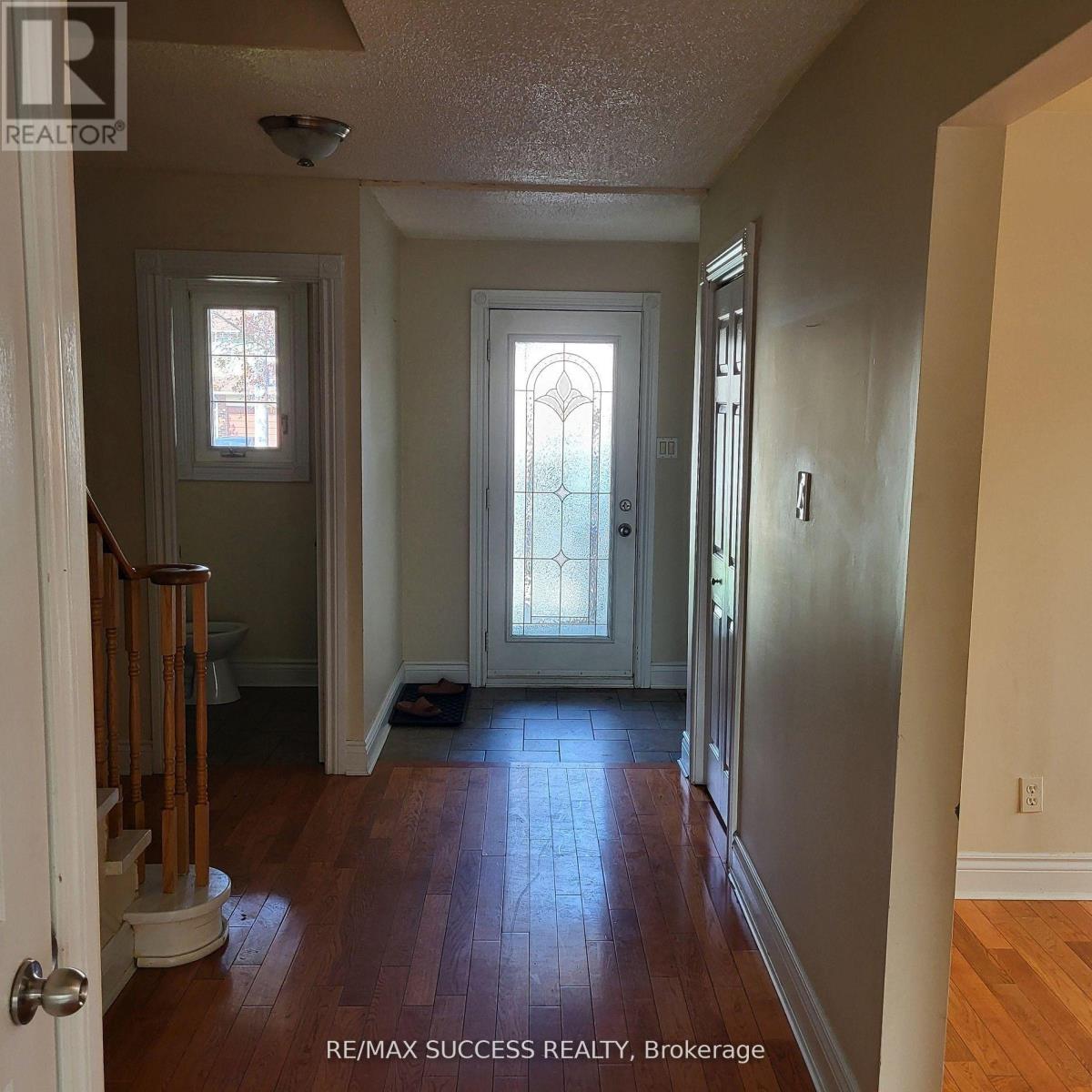 MLS® listing #29868963 for sale located at 22 OMEGA SQUARE S