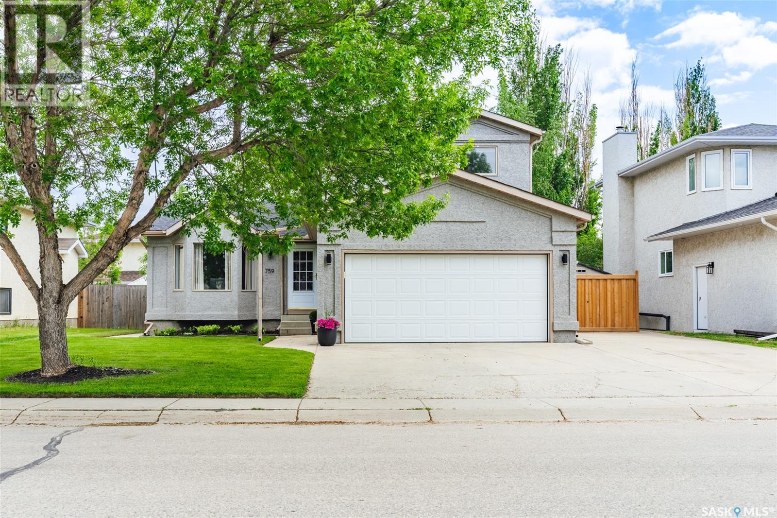 MLS® listing #29869536 for sale located at 759 Cowley ROAD