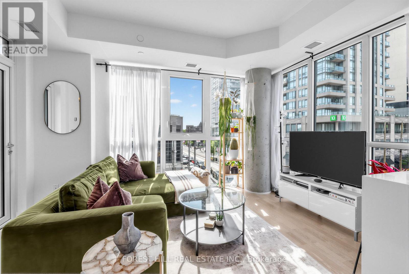 MLS® listing #29869544 for sale located at 326 - 501 ST CLAIR AVENUE W