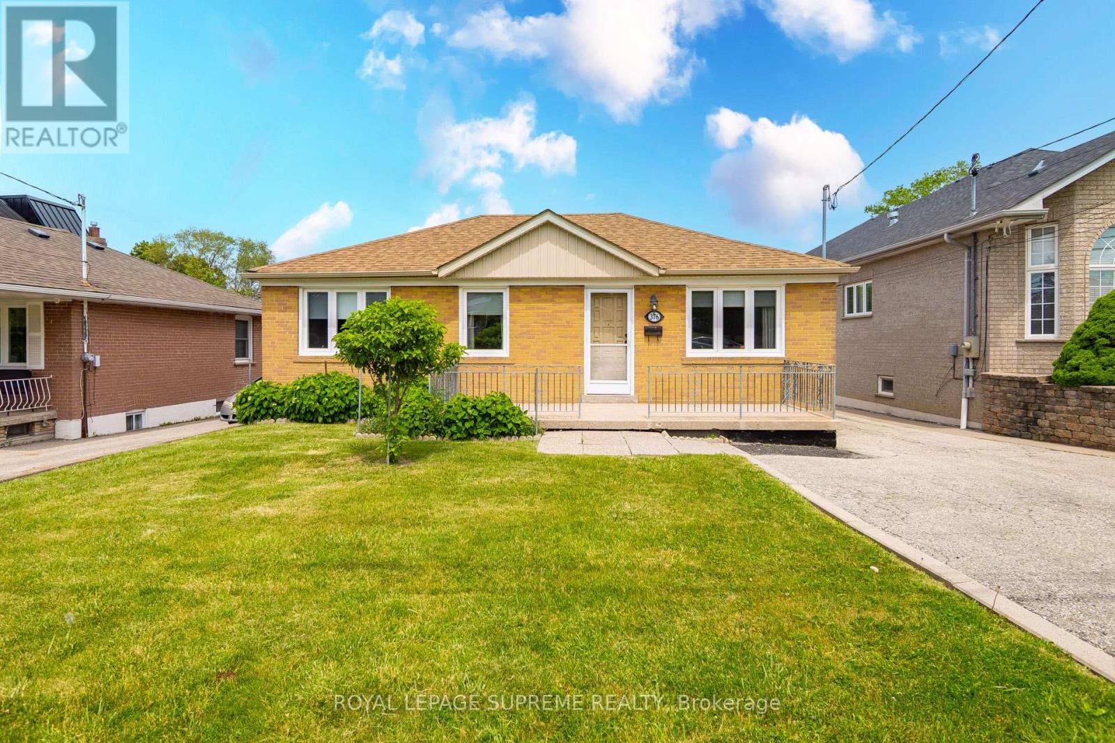 MLS® listing #29870463 for sale located at 376 RUSTIC ROAD