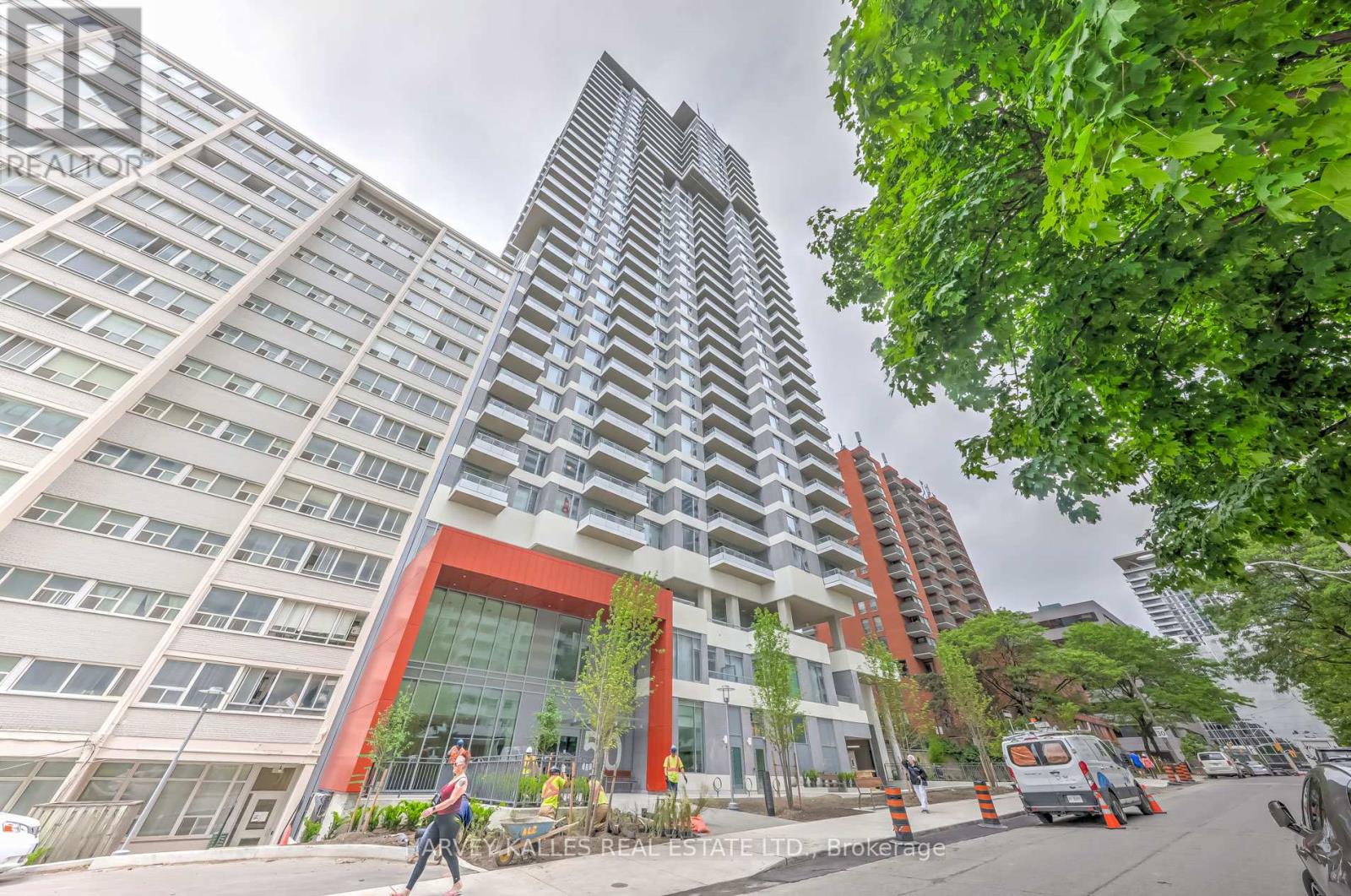 MLS® listing #29871037 for sale located at LPH17 - 50 DUNFIELD STREET