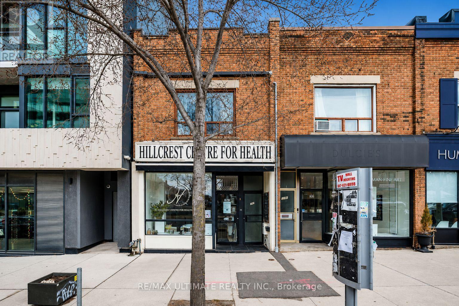 MLS® listing #29871039 for sale located at 832 ST CLAIR AVENUE W