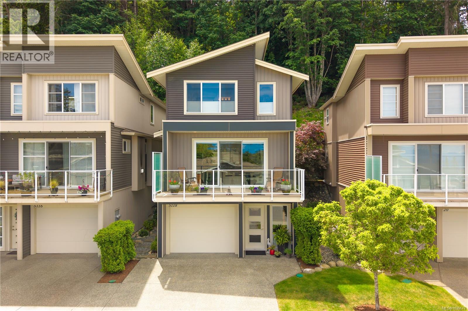 MLS® listing #29871079 for sale located at 5118 Dunn Pl