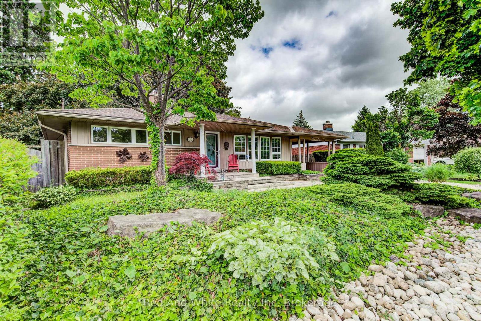 MLS® listing #29874444 for sale located at 192 WARREN ROAD