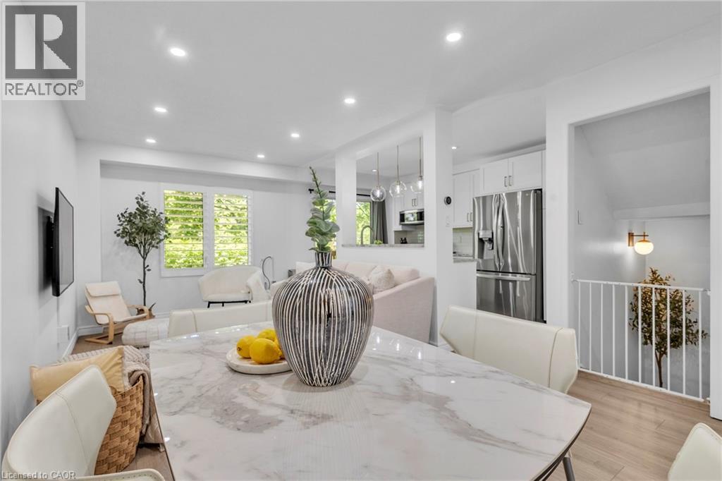 MLS® listing #29874674 for sale located at 1484 TORRINGTON Drive Unit# 62