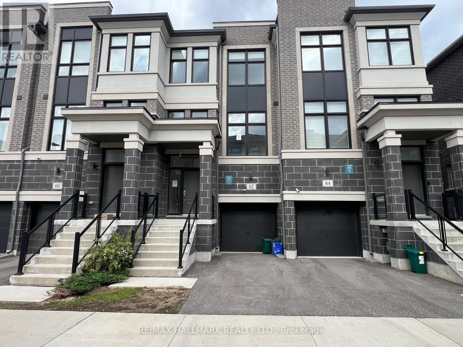 MLS® listing #29875951 for sale located at 62 PANTHEON LANE