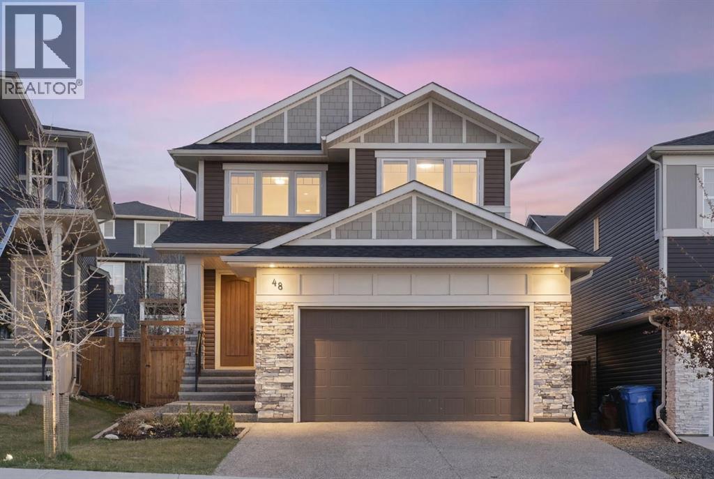 MLS® listing #29876699 for sale located at 48 Crestbrook Link SW