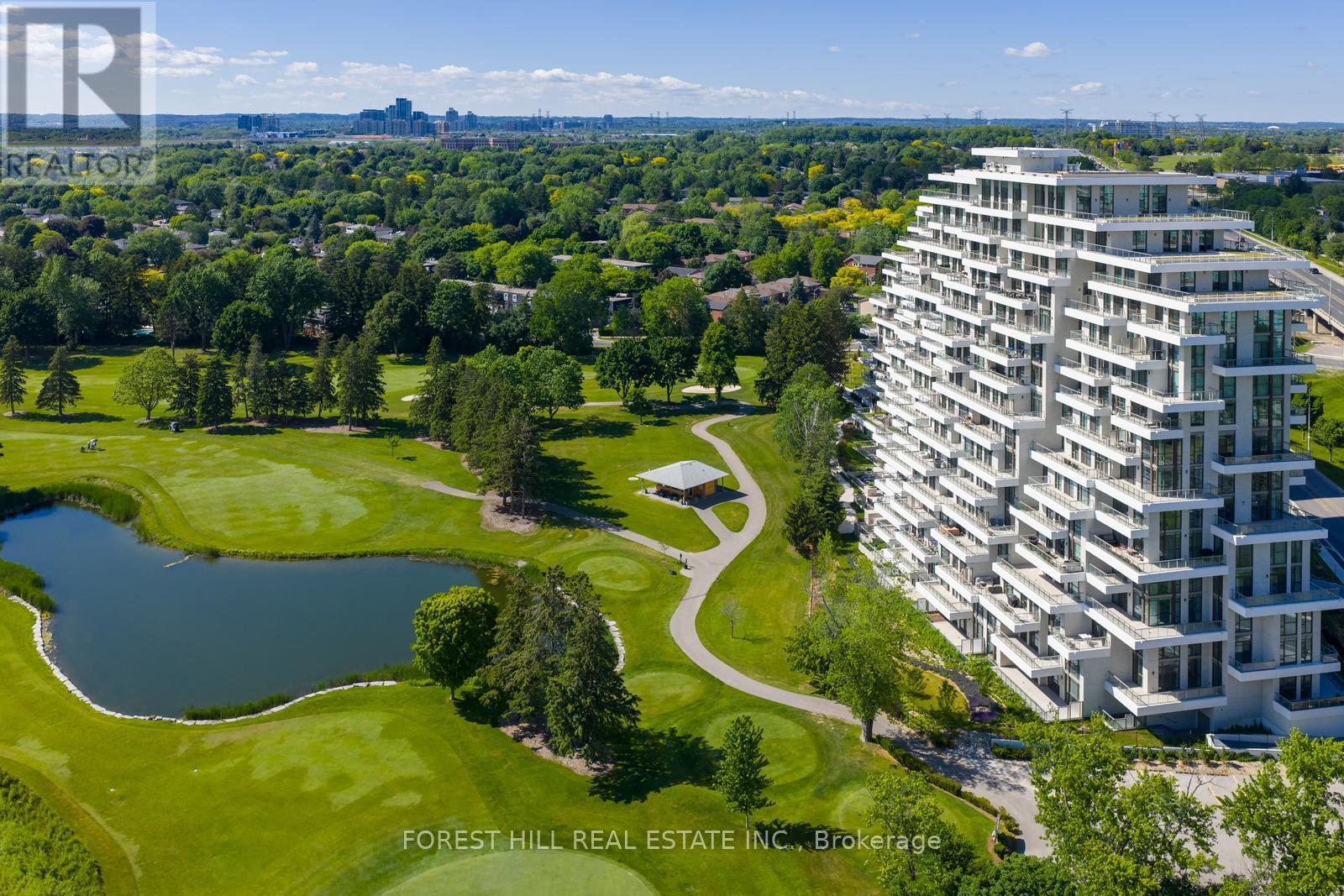 MLS® listing #29881256 for sale located at 1018 - 399 ROYAL ORCHARD BOULEVARD