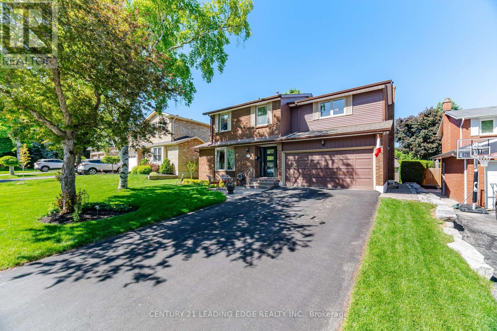 MLS® listing #29882994 for sale located at 2203 PREVIN COURT