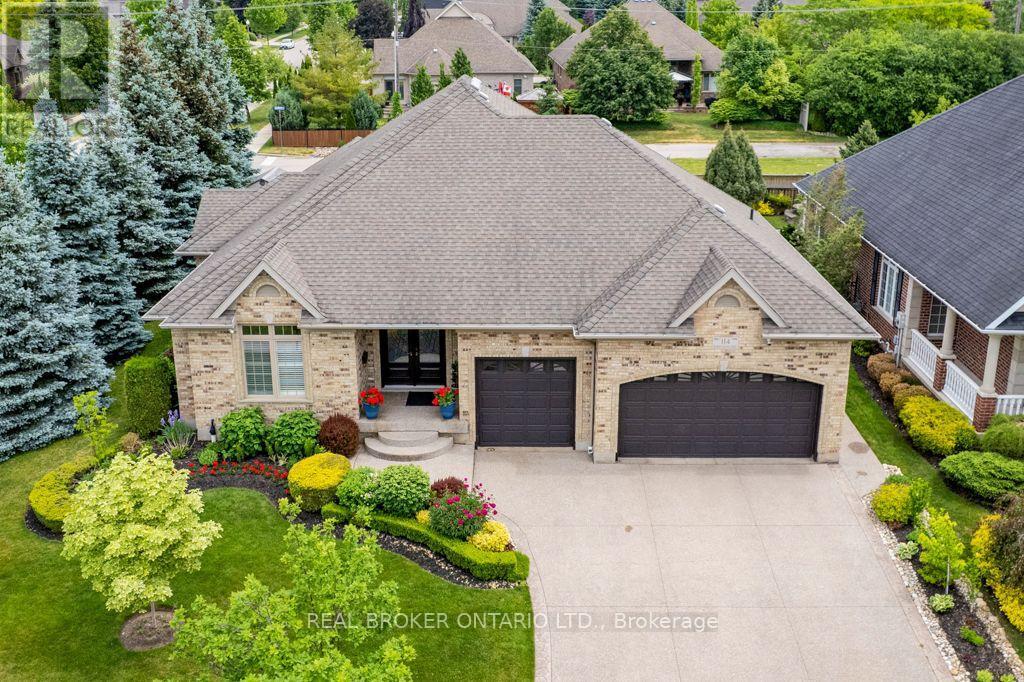 MLS® listing #29884265 for sale located at 114 PENNSYLVANIA CRESCENT