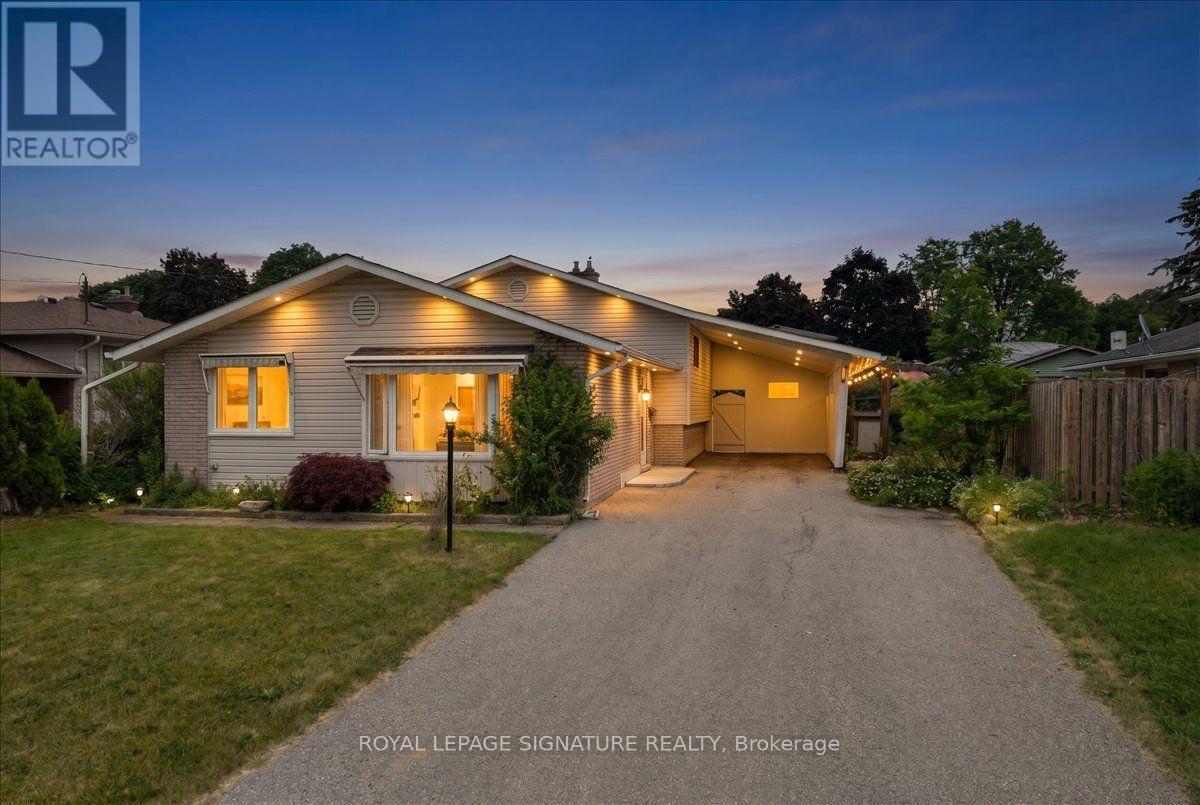 MLS® listing #29884757 for sale located at 421 FRANKLIN STREET N