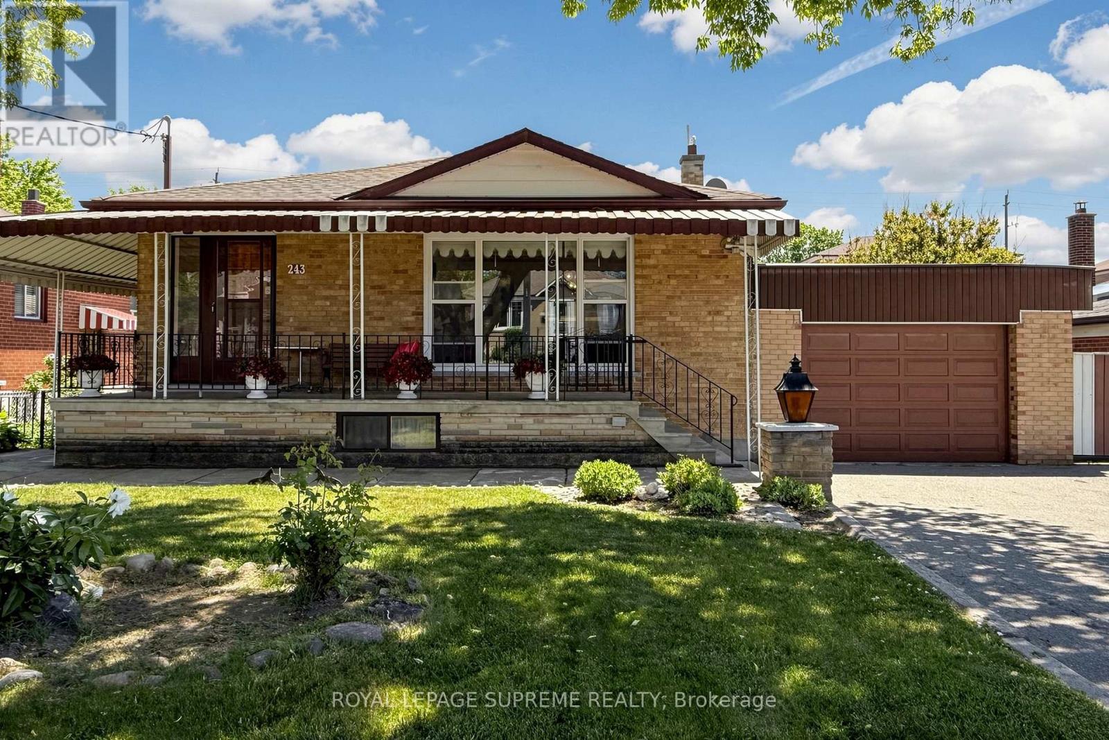 MLS® listing #29885169 for sale located at 243 EPSOM DOWNS DRIVE